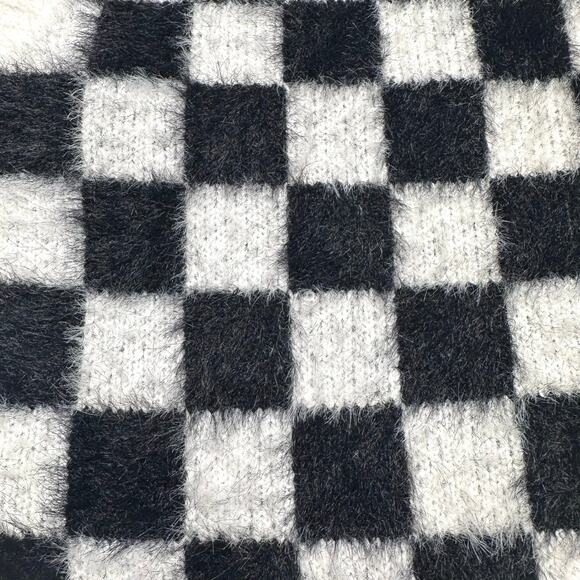 Industry | Women | Black White Checkered Fluffy Knit Button Up Cardigan | Medium - Picture 12 of 12